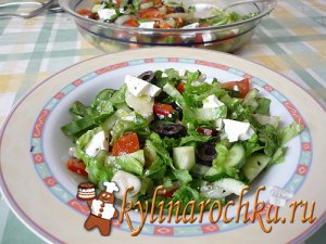 Греческий салат - летний вариант
